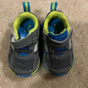 Garanimals infant sneaker